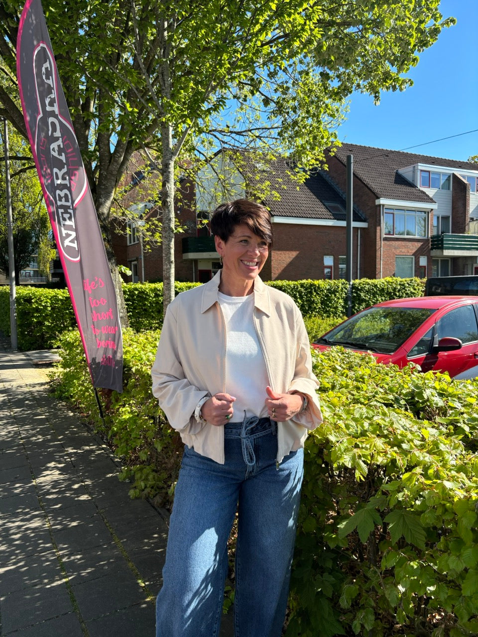 Beige zomerjas met kraag