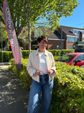 Beige zomerjas met kraag