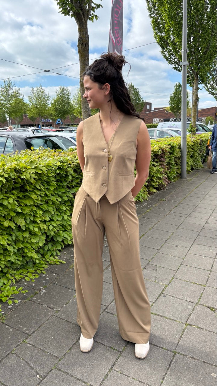 Getailleerd gilet