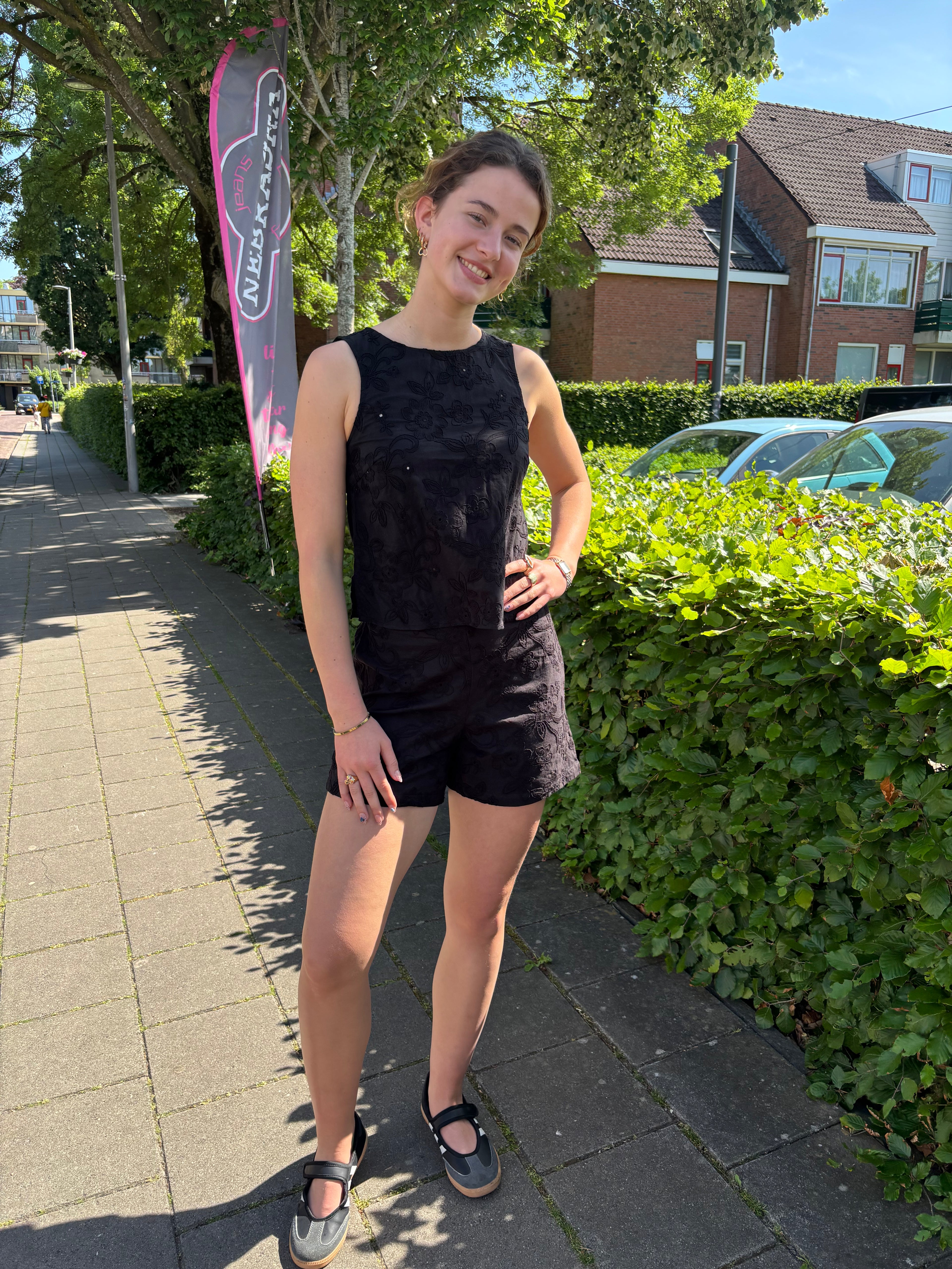 Top met open rug