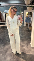 Beige blouse met borduursel