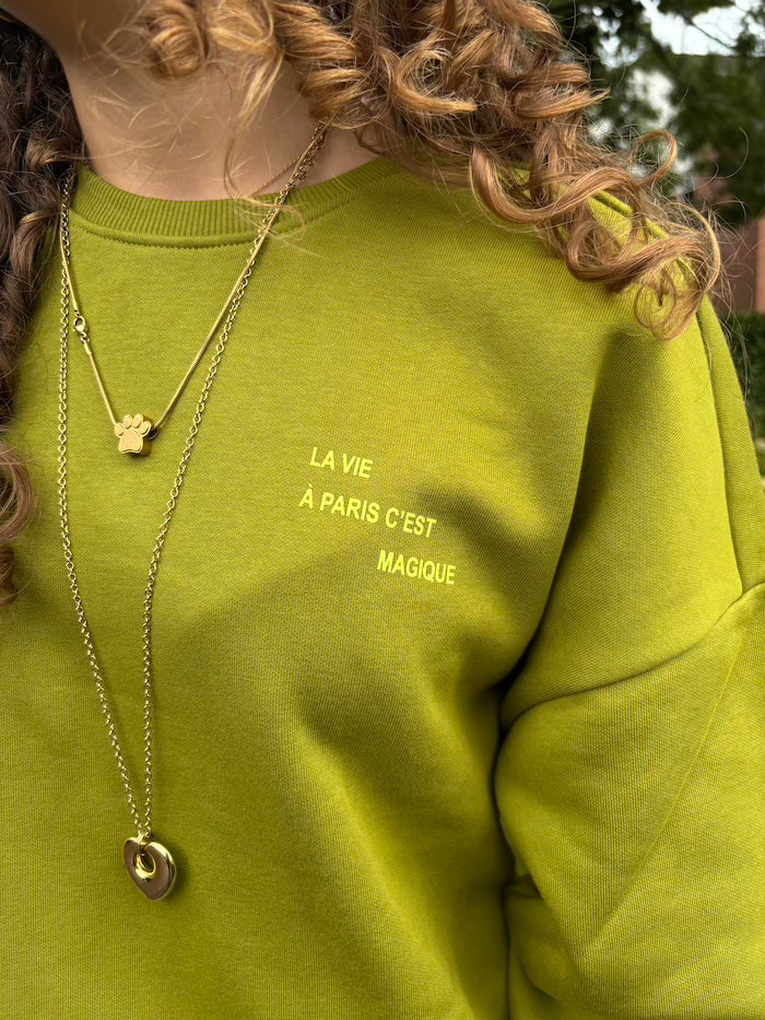 Boxy sweater met borduursel groen