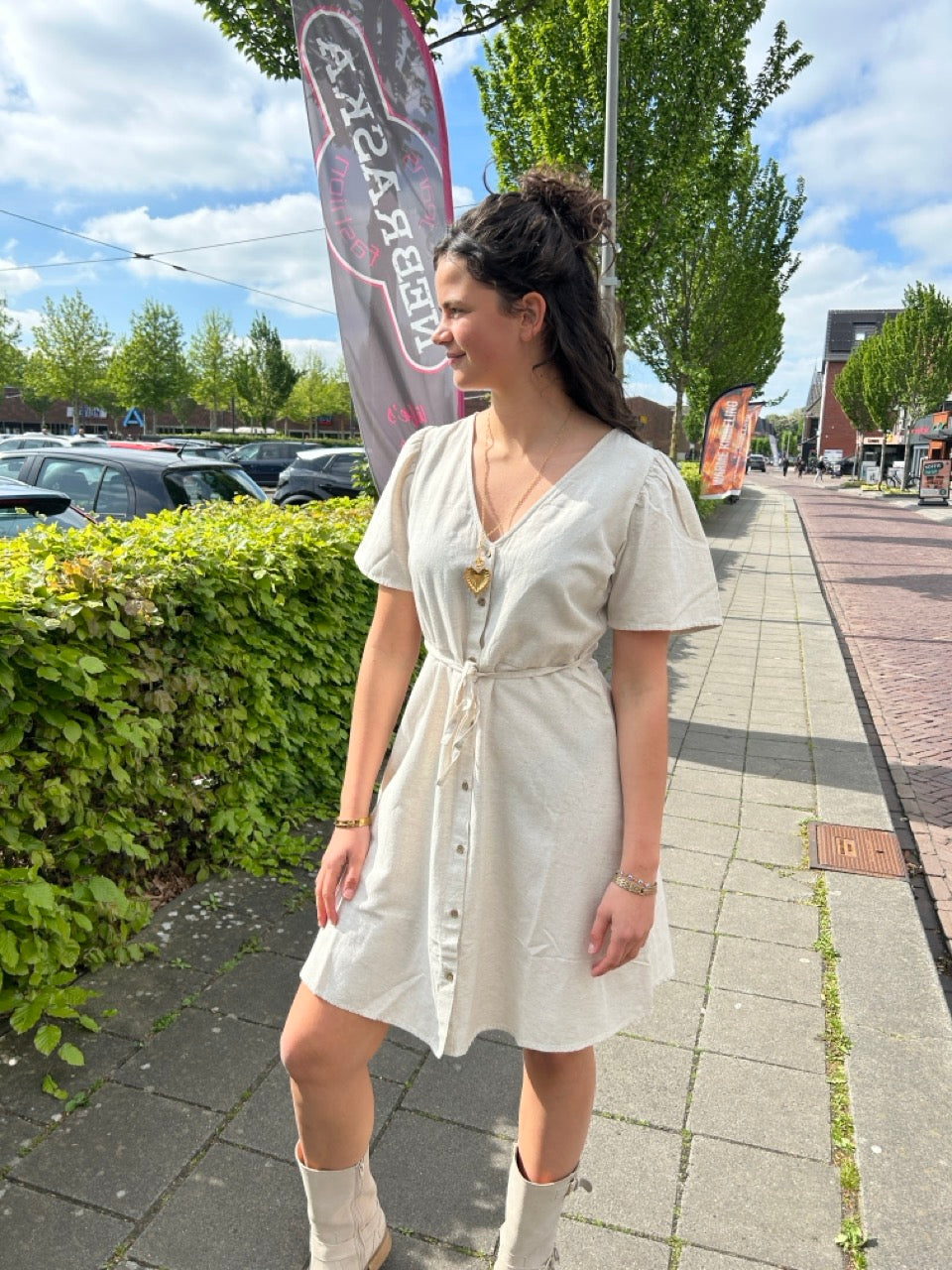 Beige zomerjurk