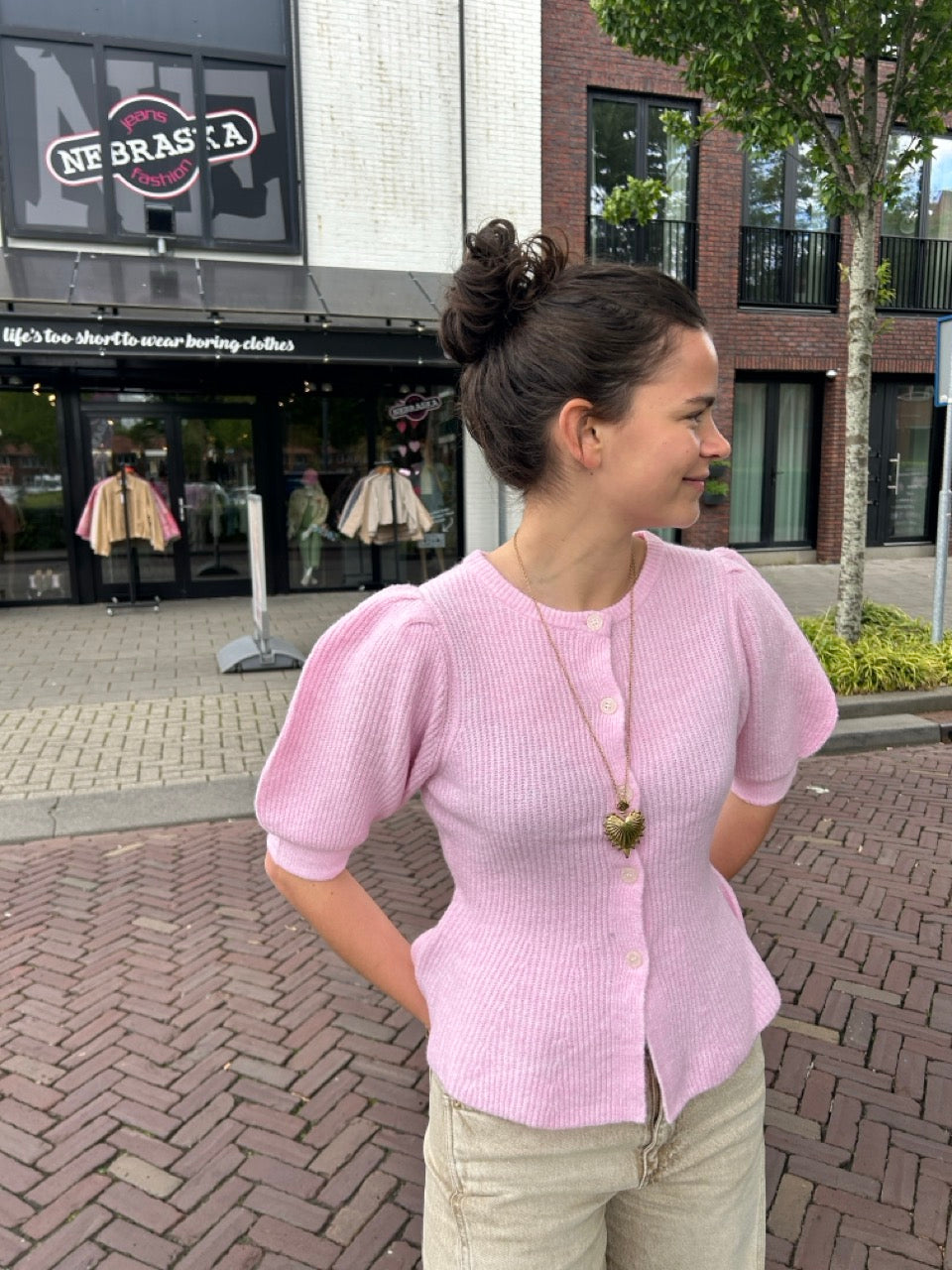 Getailleerd vestje roze