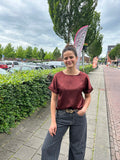 Satijn look t-shirt rood
