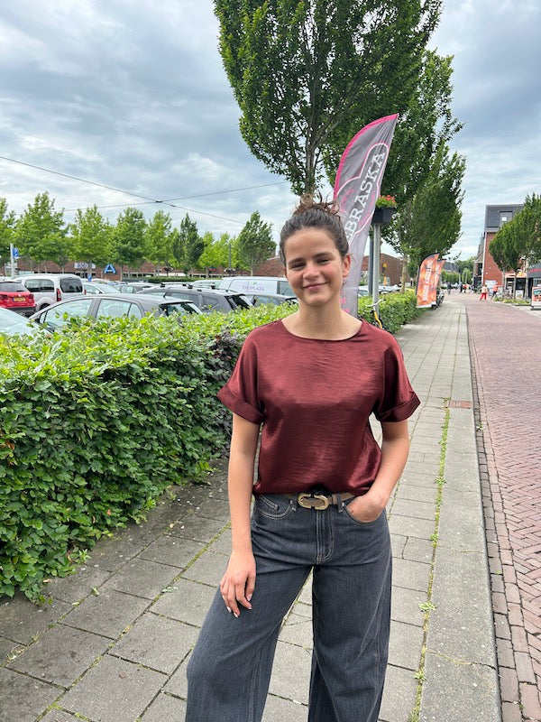 Satijn look t-shirt rood
