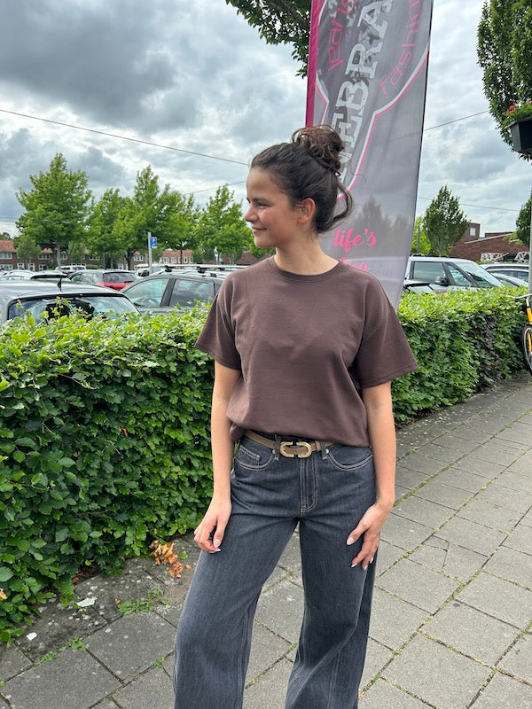 Oversized basic t-shirt bruin