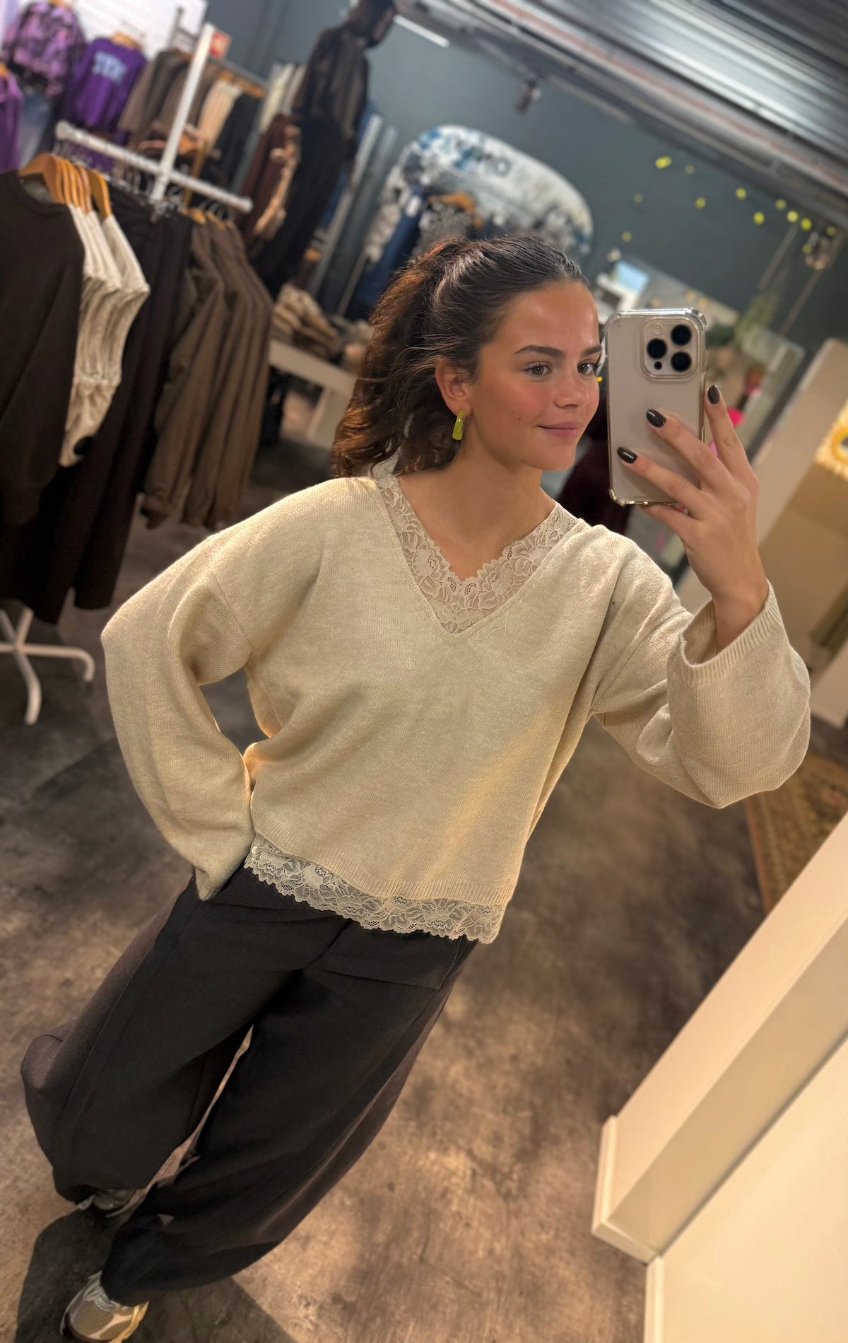 Reversible lace trui beige