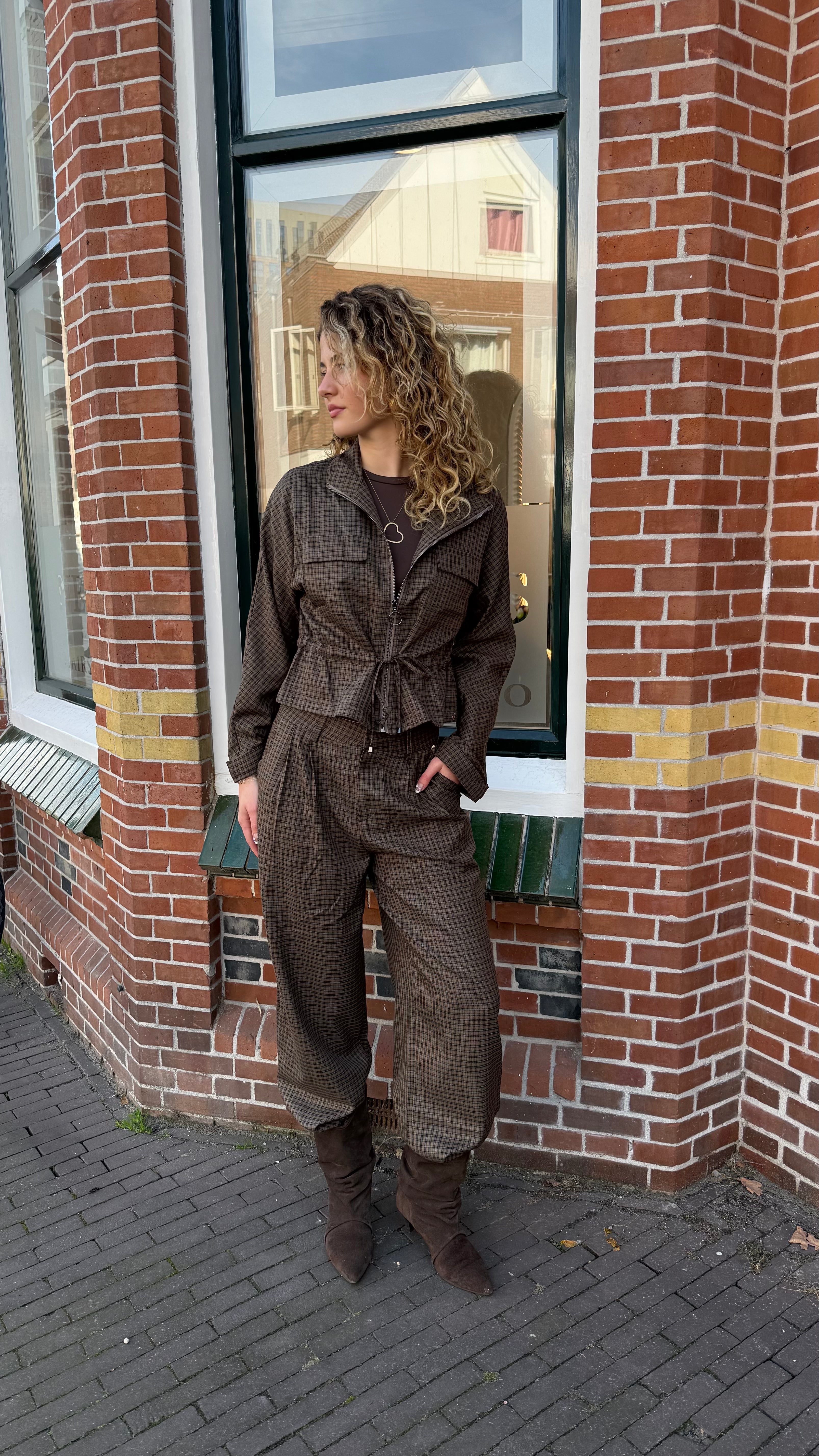 Jasje ruit bruin